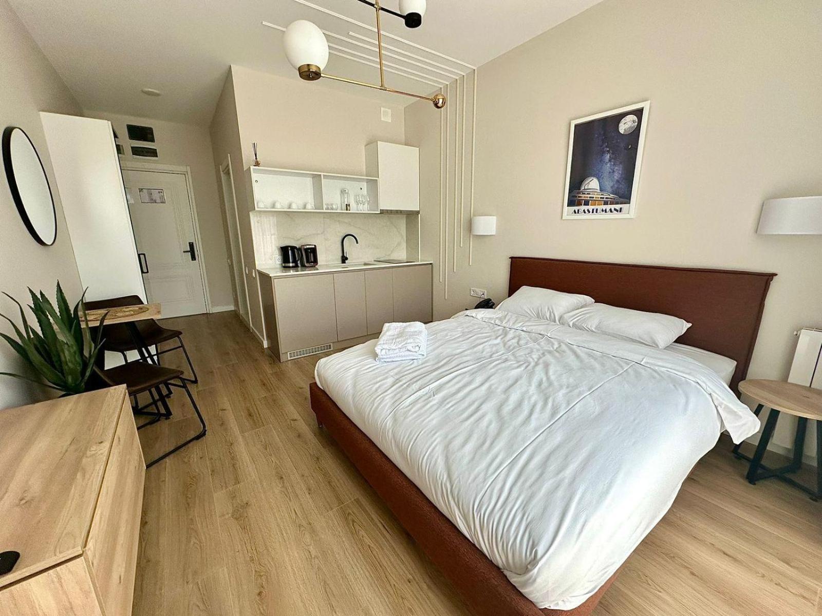 Nova Concierge Aparthotel Батумі Номер фото