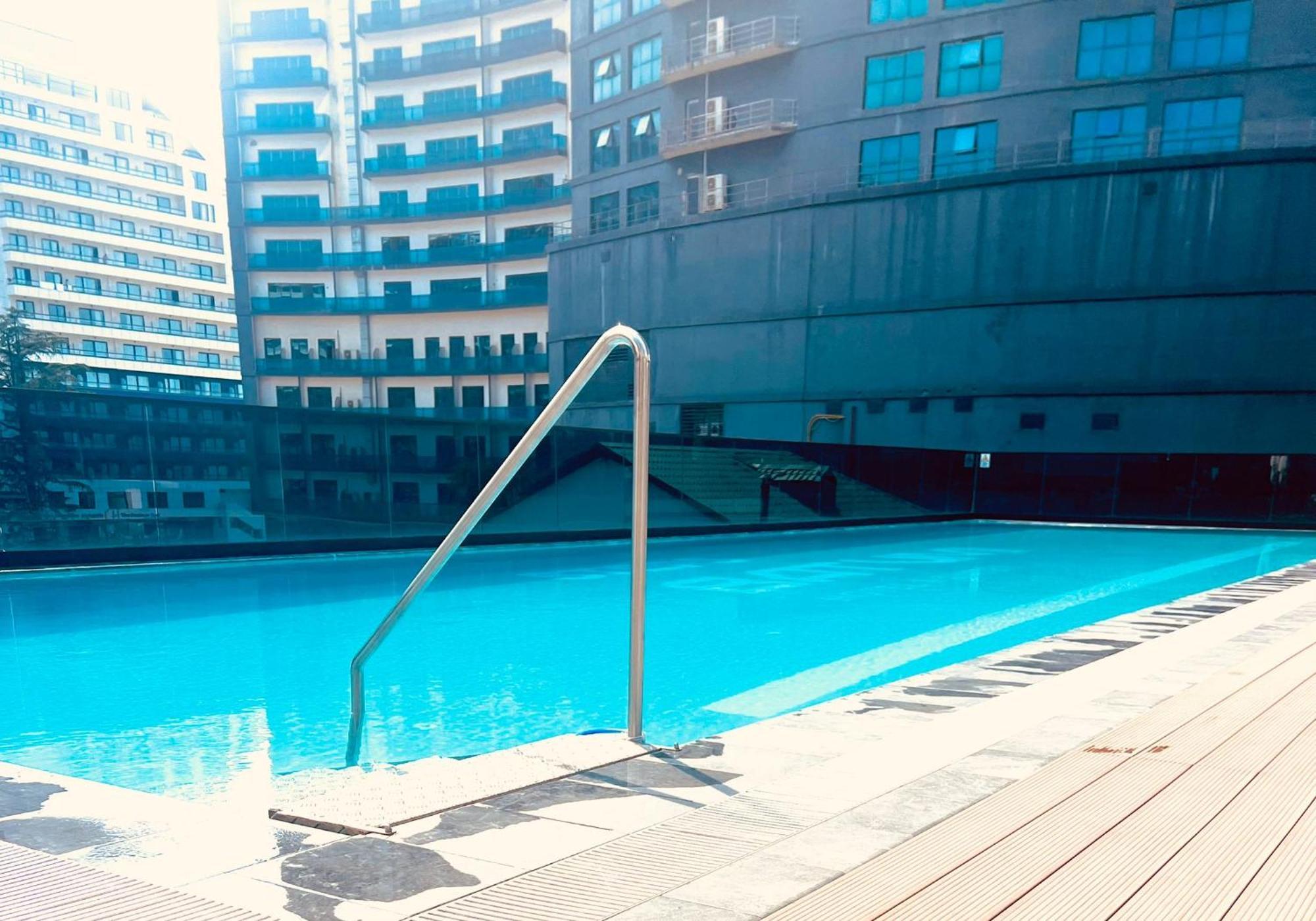 Nova Concierge Aparthotel Батумі Екстер'єр фото