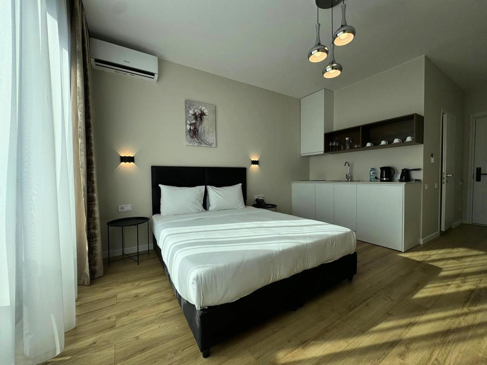 Nova Concierge Aparthotel Батумі Екстер'єр фото